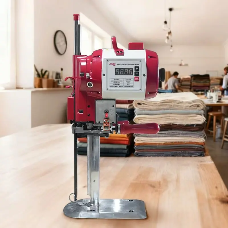 Machine de découpe à couteau droit