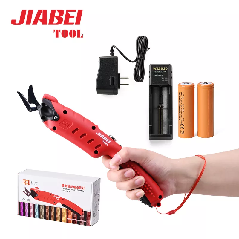 Quels ciseaux électriques excellent vraiment pour couper le carton et le cuir