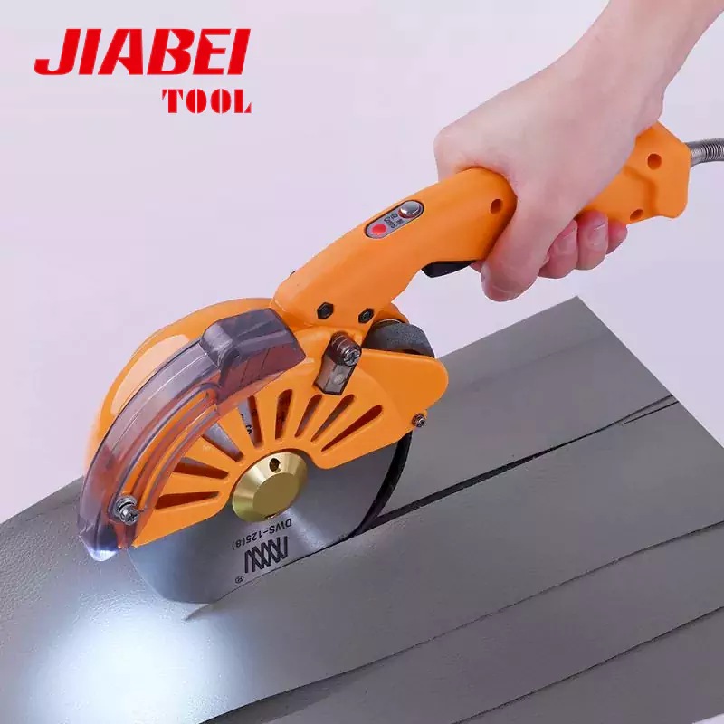 Machine de coupe en cuir câblé